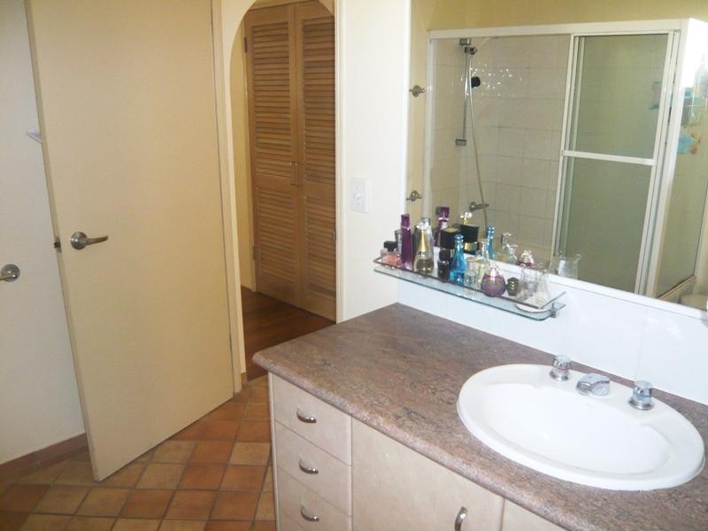 19/12 Monte Carlo Avenue, Broadbeach QLD 4218