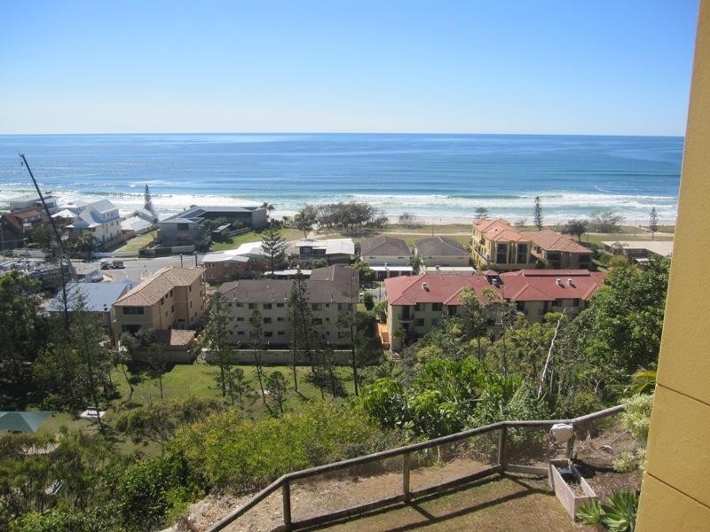 1 Great Hall Drive, Miami QLD 4220