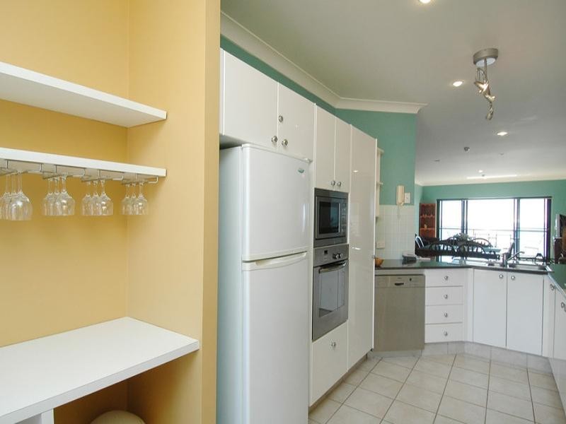 1 Great Hall Drive, Miami QLD 4220