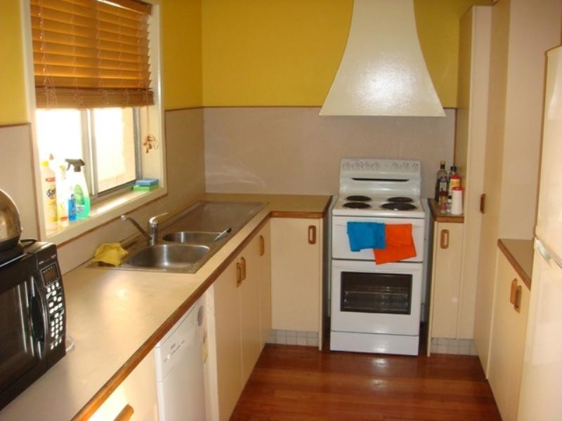 5 ‘Vaucluse’ 143 Surf Parade, Broadbeach QLD 4218