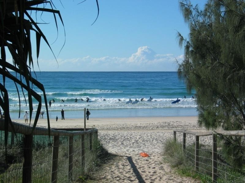 5 ‘Vaucluse’ 143 Surf Parade, Broadbeach QLD 4218