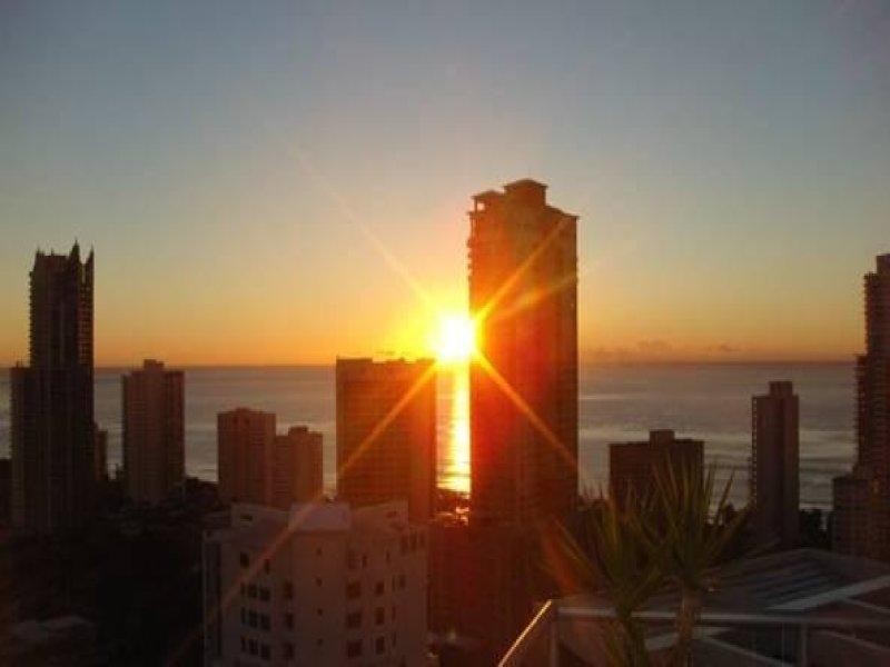 40 Riverview Parade, Surfers Paradise QLD 4217