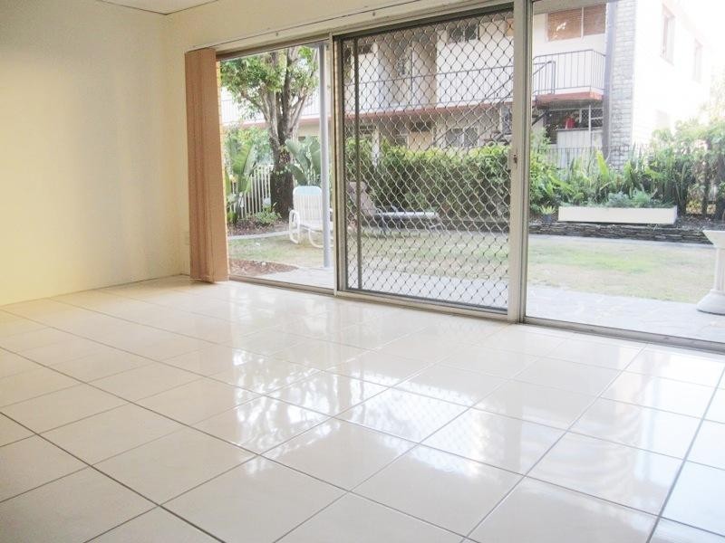 7/171 Old Burleigh Road, Broadbeach QLD 4218