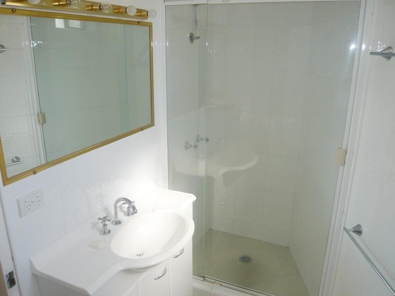 5/21-25 Old Burleigh Road, Surfers Paradise QLD 4217