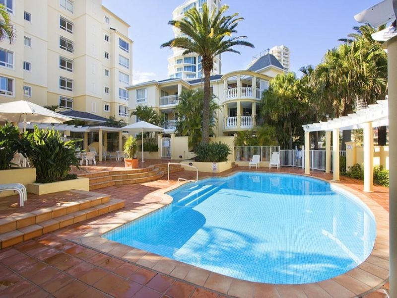 29/122 Old Burleigh Road, Broadbeach QLD 4218