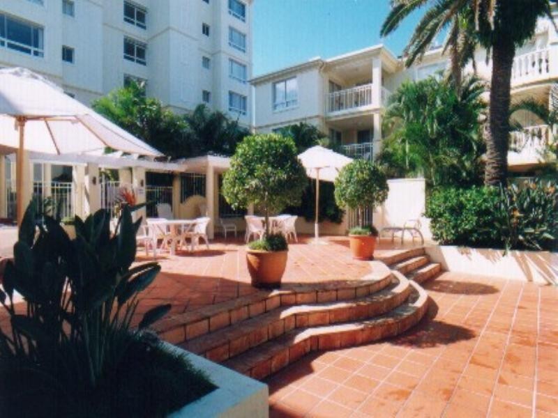 29/122 Old Burleigh Road, Broadbeach QLD 4218