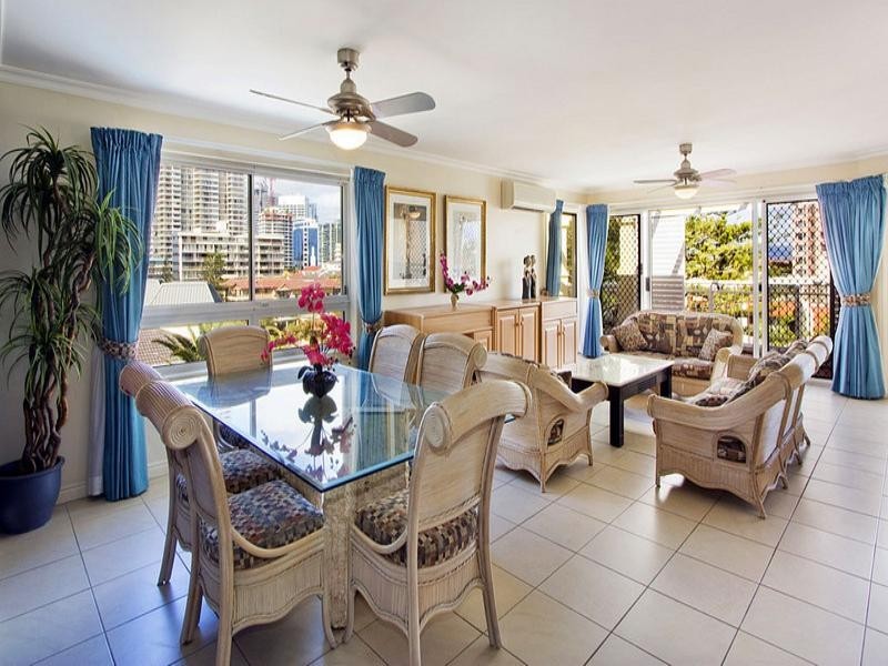 29/122 Old Burleigh Road, Broadbeach QLD 4218