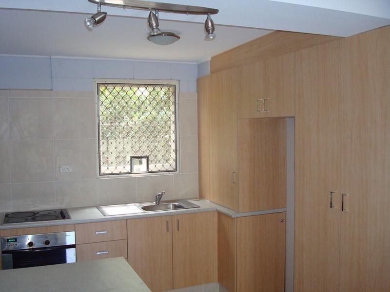 3/3 Margaret Avenue, Broadbeach QLD 4218