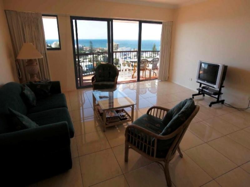 36 ‘Magic Mountain Apartments’ Great Hall Drive, Miami QLD 4220