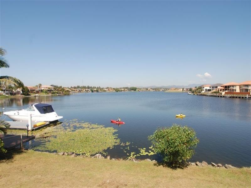 122 Port Jackson Boulevard, Clear Island Waters QLD 4226