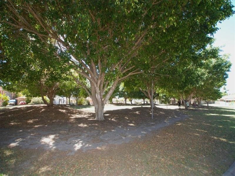 122 Port Jackson Boulevard, Clear Island Waters QLD 4226