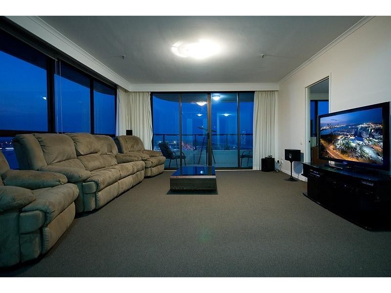 34 ‘Admiral North’ 14 MacArthur Parade, Main Beach QLD 4217