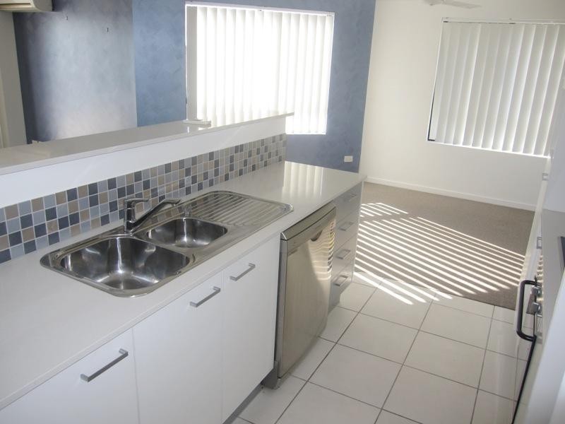 14/15 Lloyd Street, Southport QLD 4215