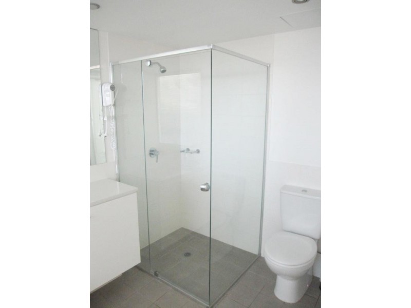 2906/33 T E Peters Drive ‘Freshwater Point’, Broadbeach QLD 4218