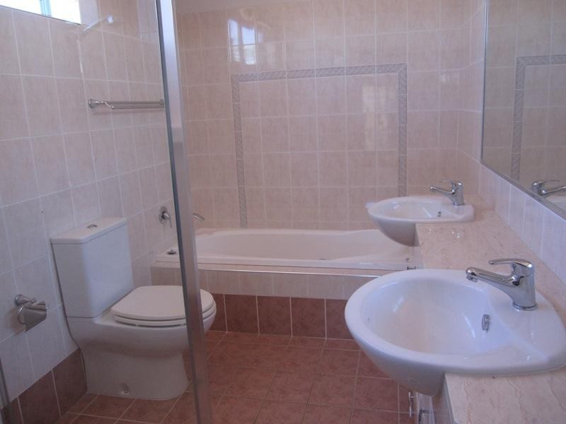 11 Surf Street, Mermaid Beach QLD 4218