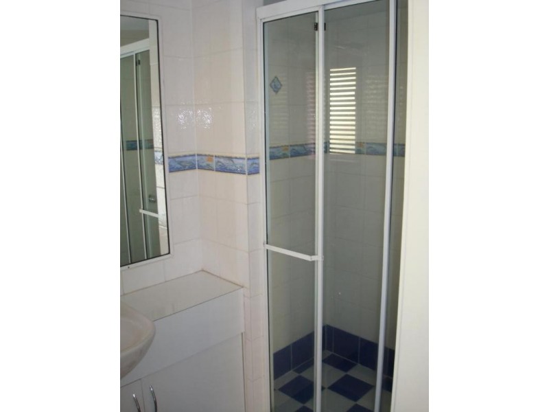 3/44 Britannia Avenue, Broadbeach QLD 4218