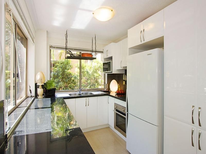 1 ‘Genoa Place’, 26 Genoa Street, Surfers Paradise QLD 4217