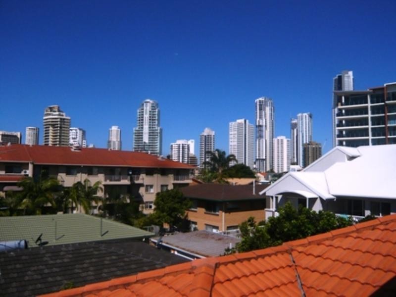 25/12 Dalpura Street, Chevron Island QLD 4217