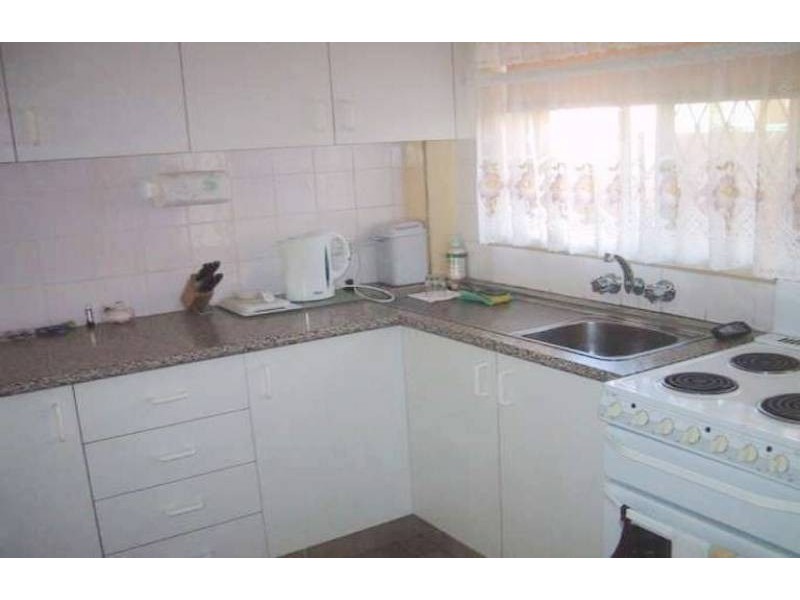 2/125 Old Burleigh Road, Broadbeach QLD 4218