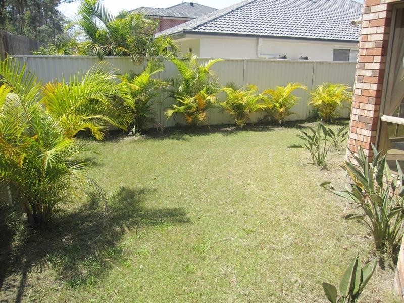 23 Banbrook Court, Molendinar QLD 4214