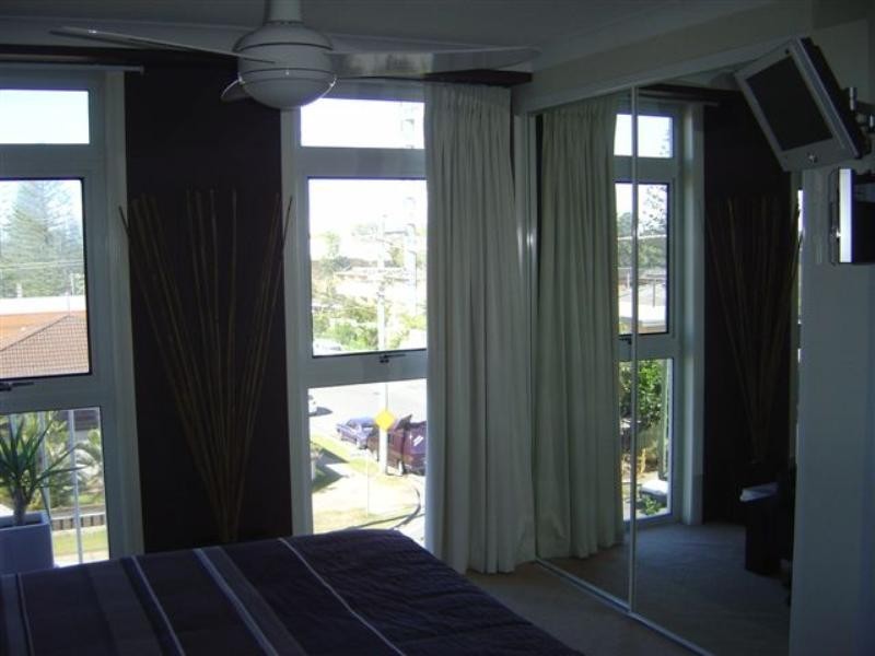 1036/2623 Gold Coast High Way, Broadbeach QLD 4218