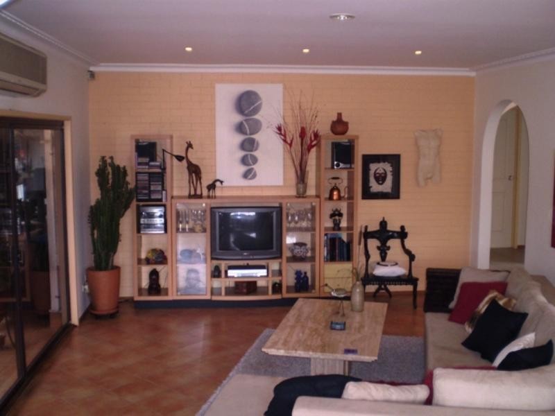 Broadbeach Waters QLD 4218