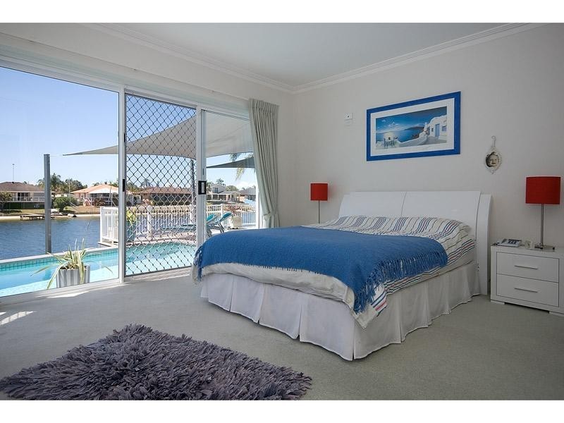 58 Rumrunner Street, Mermaid Waters QLD 4218