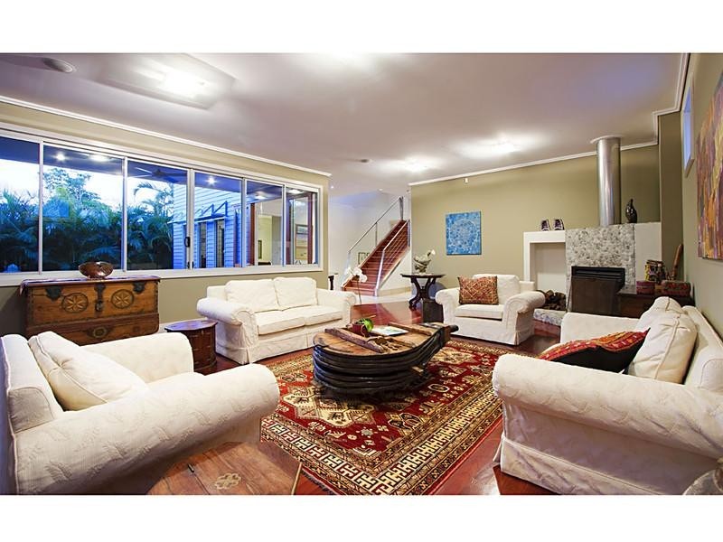23 Acanthus Avenue, Burleigh Heads QLD 4220