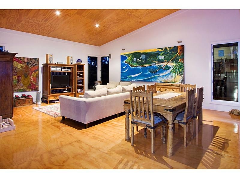 23 Acanthus Avenue, Burleigh Heads QLD 4220