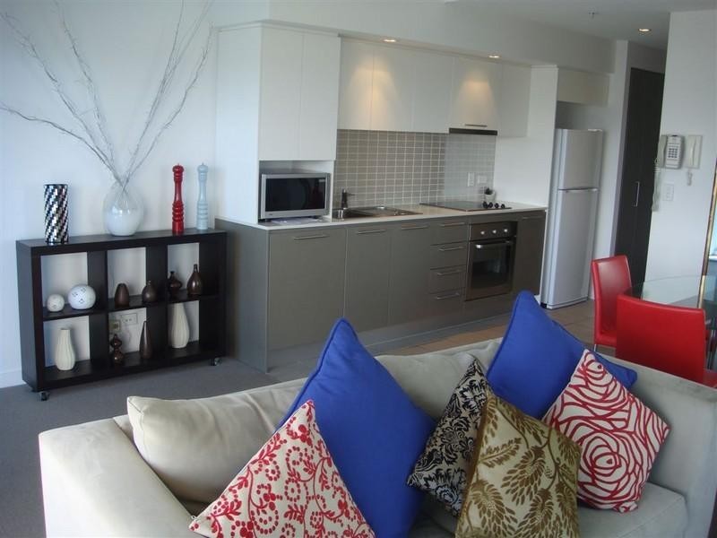 2502 ‘Artique’, 18 Enderley Avenue, Surfers Paradise QLD 4217