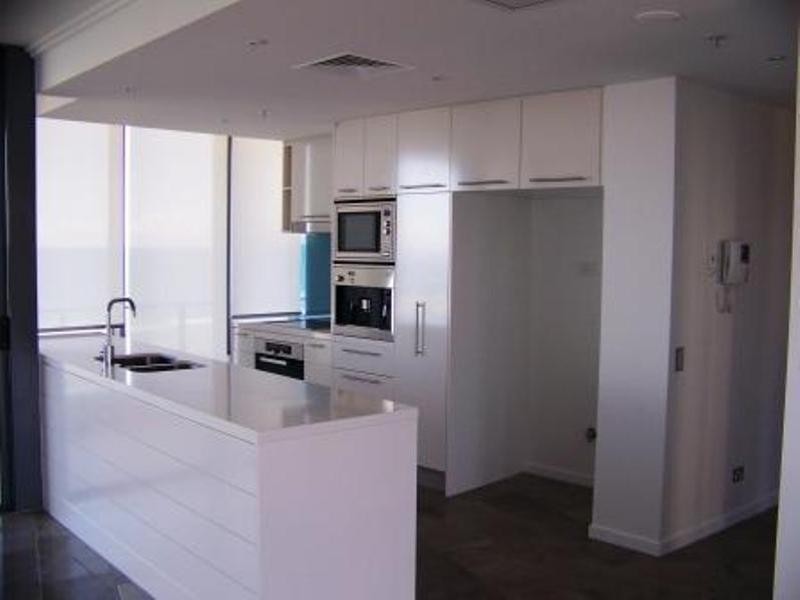 173 Old Burleigh Road, Broadbeach QLD 4218