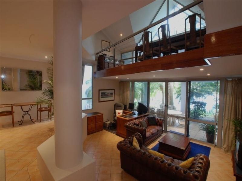 Villa 5 ‘Cranston’, Rhode Island, 125 Santa Cruz Boulevard, Clear Island Waters QLD 4226