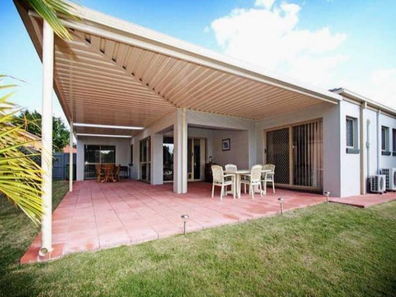 33 Gardendale Cresent, Burleigh Waters QLD 4220