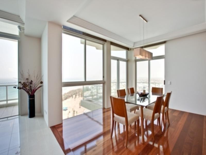 177 Carmel by the Sea, Broadbeach QLD 4218