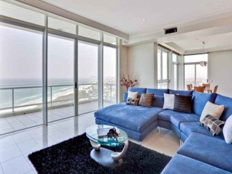 177 Carmel by the Sea, Broadbeach QLD 4218