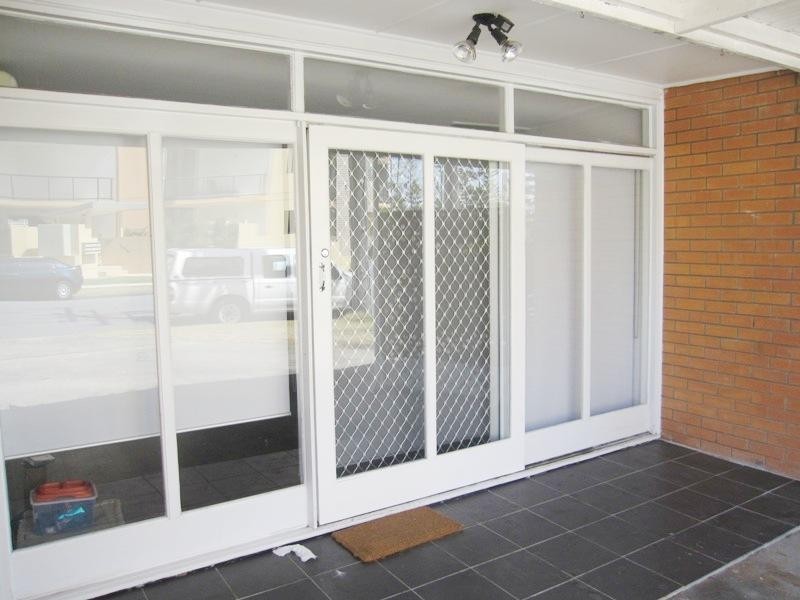 4/162 Surf Parade, Broadbeach QLD 4218