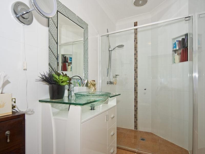 10 Society Court, Pacific Pines QLD 4211