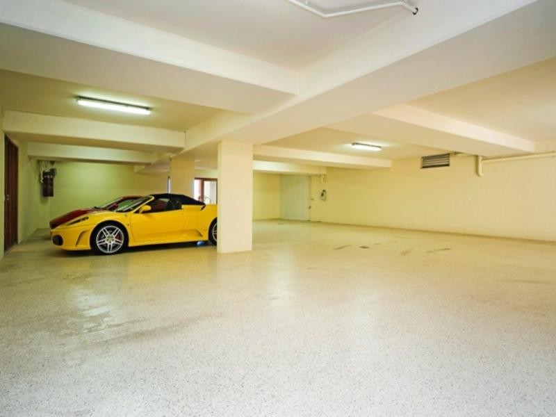 3 Sir Lancelot Close, Paradise Point QLD 4216