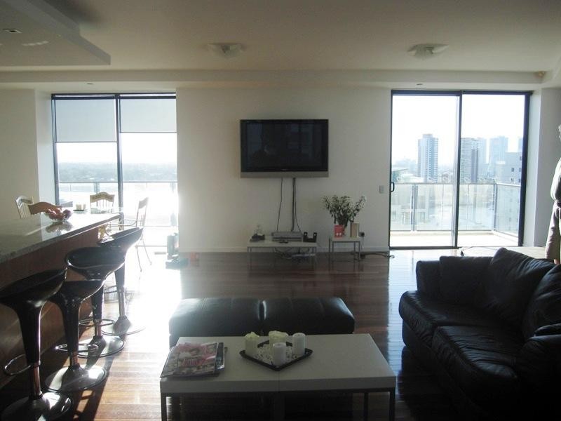 36 Peak Avenue “Marquis on Main”, Main Beach QLD 4217