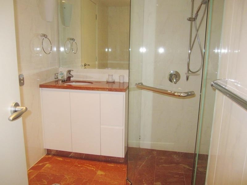 36 Peak Avenue “Marquis on Main”, Main Beach QLD 4217