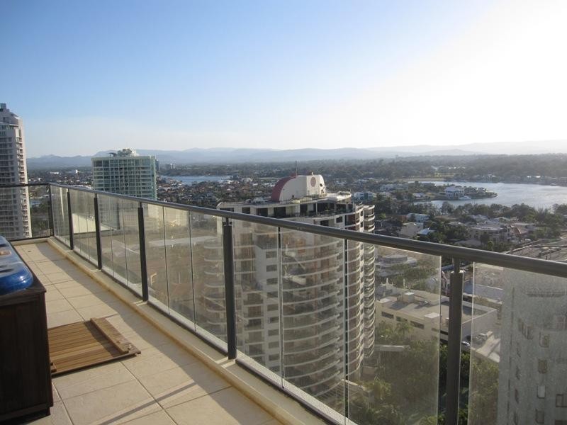 36 Peak Avenue “Marquis on Main”, Main Beach QLD 4217