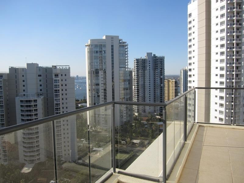 36 Peak Avenue “Marquis on Main”, Main Beach QLD 4217