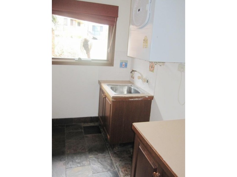 5 Bimini Court, Clear Island Waters QLD 4226