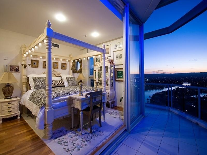 76 ‘The Pinnacle’, 2898 Gold Coast Highway, Surfers Paradise QLD 4217