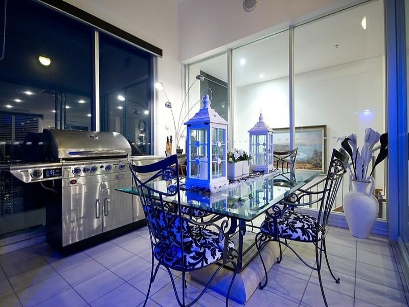 76 ‘The Pinnacle’, 2898 Gold Coast Highway, Surfers Paradise QLD 4217