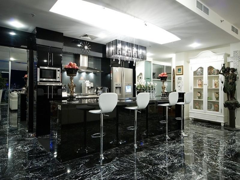 76 ‘The Pinnacle’, 2898 Gold Coast Highway, Surfers Paradise QLD 4217
