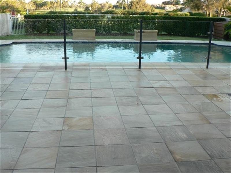 41 Meadowlake Drive, Carrara QLD 4211