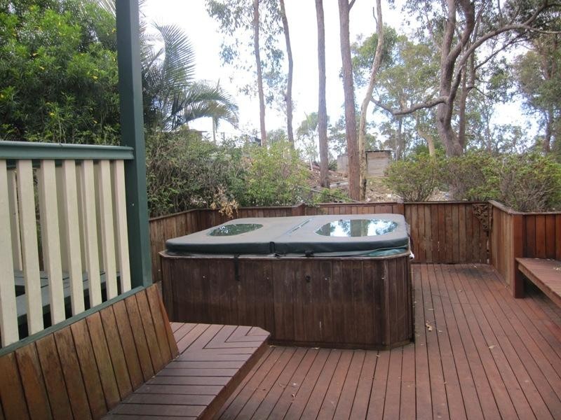 136 Strawberry Road, Mudgeeraba QLD 4213