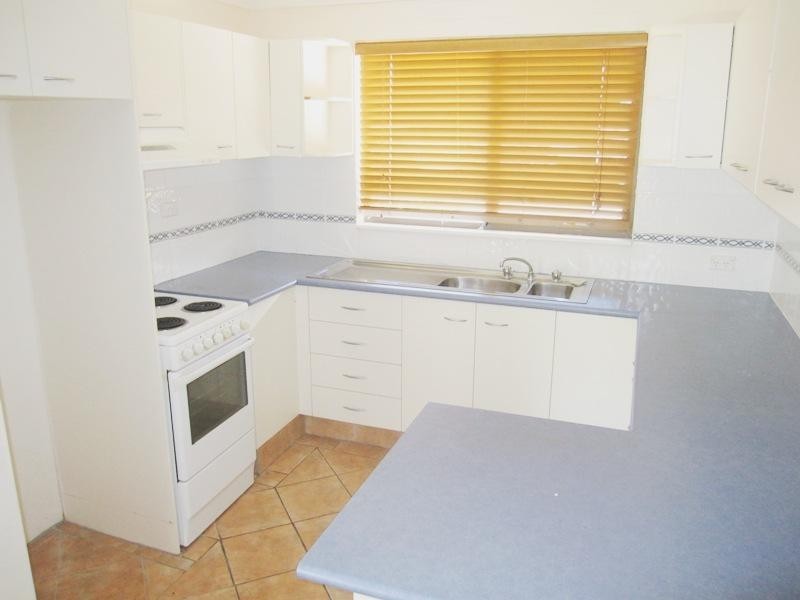 6/8 Jodie Court, Mermaid Waters QLD 4218