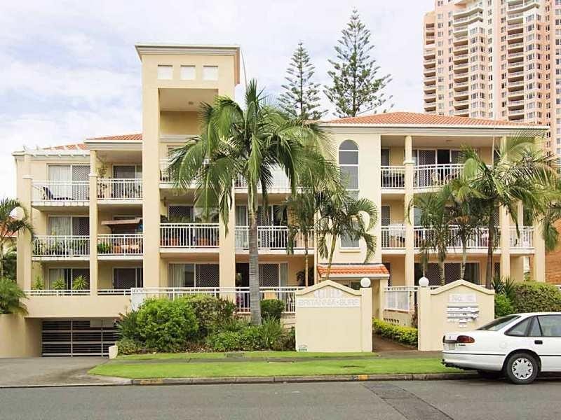 2/12 Britannia Avenue, Broadbeach QLD 4218